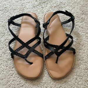 Black strappy sandal torrid 10W